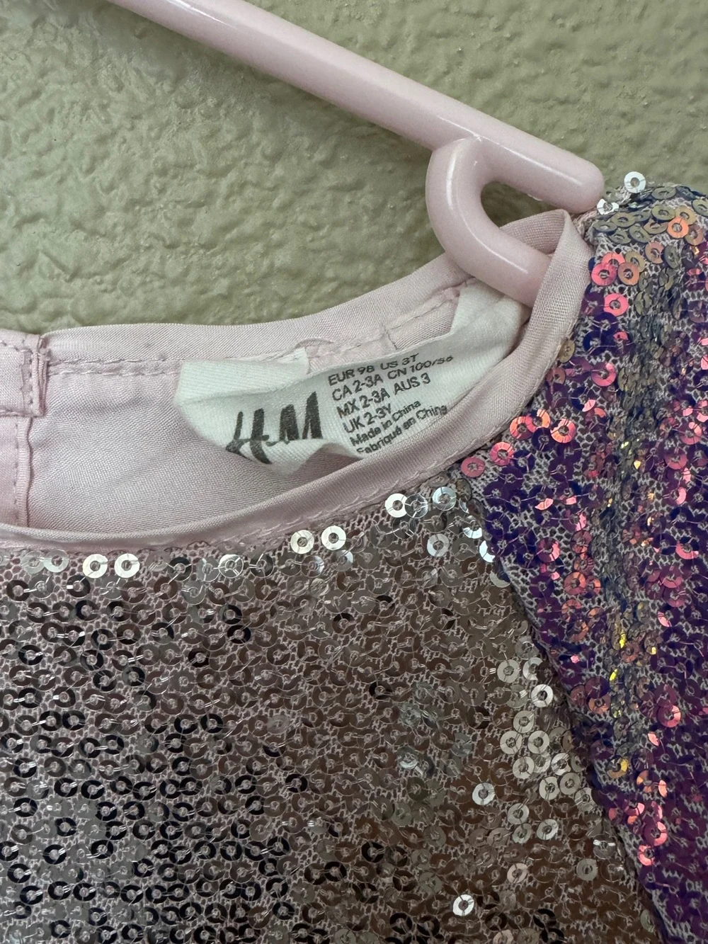 H&M Girls Sequin Short-Sleeve dress in Silver, Pink and Purple